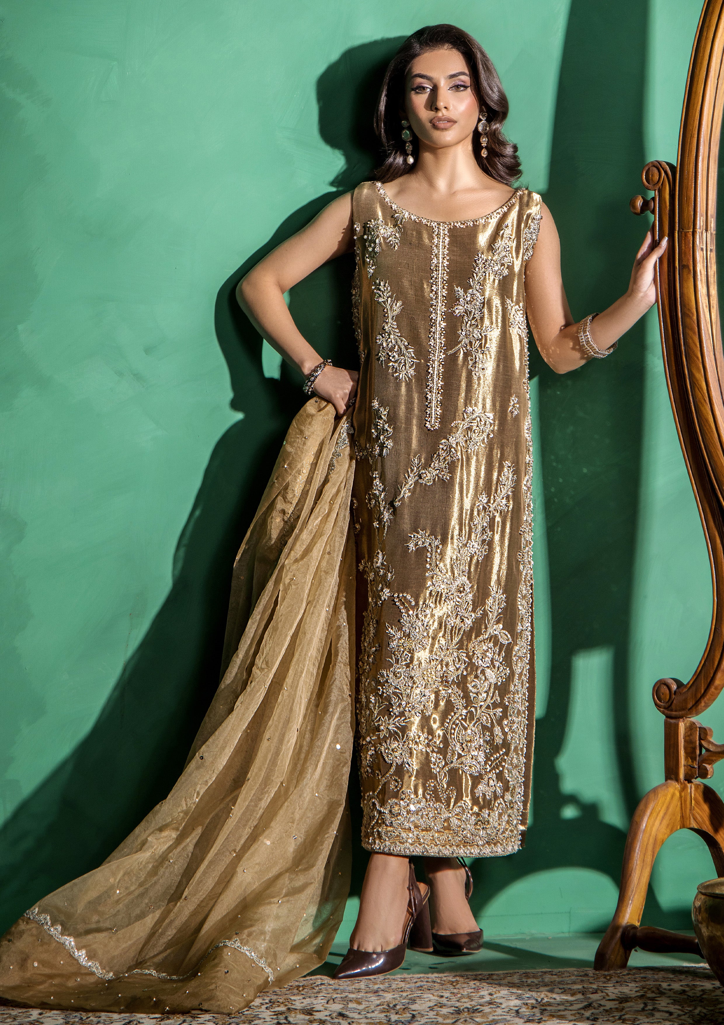 Antique Gold Embroidered Indian Tissue Salwar Kameez (3-Piece) - Image 4