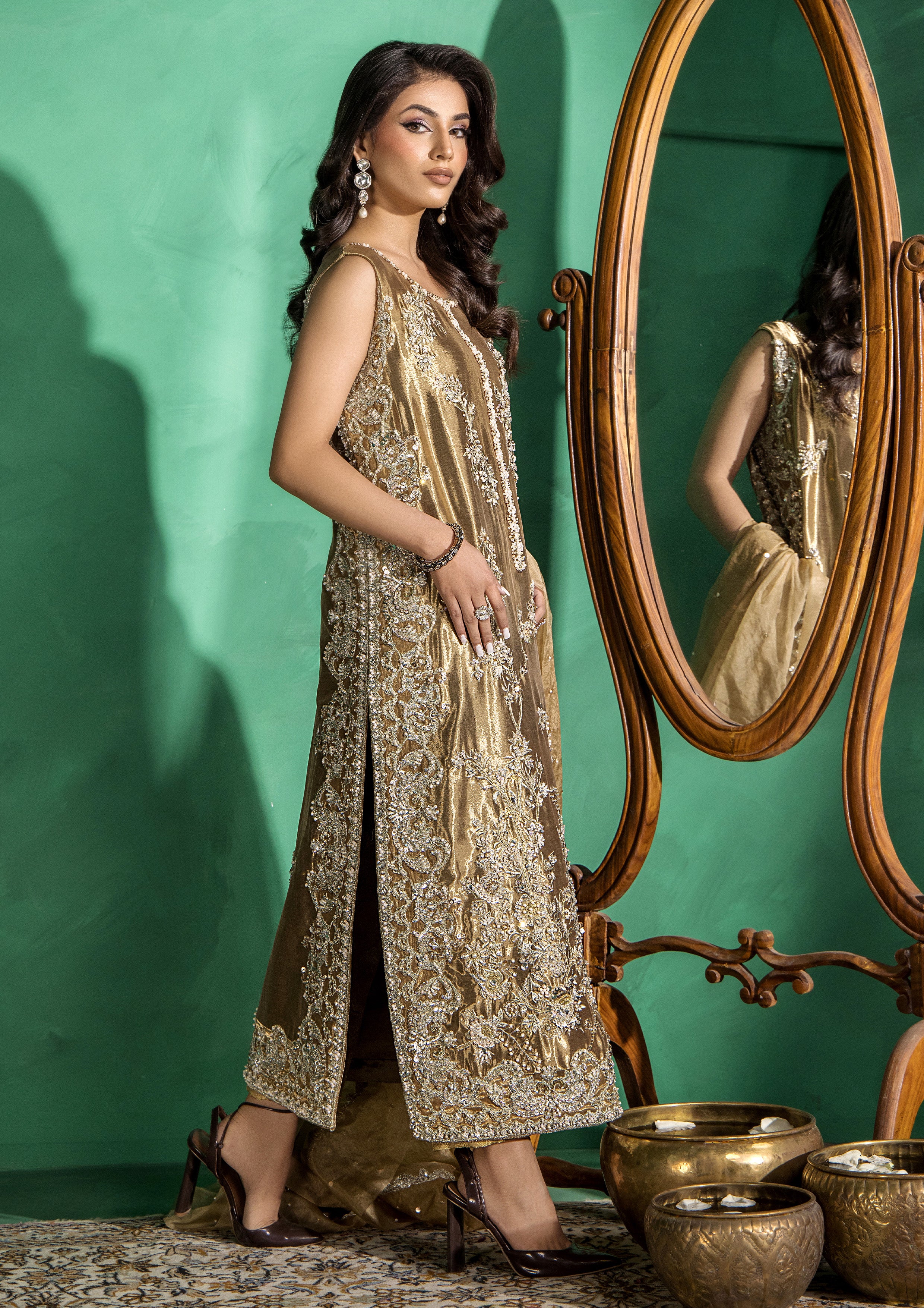 Antique Gold Embroidered Indian Tissue Salwar Kameez (3-Piece) - Image 5