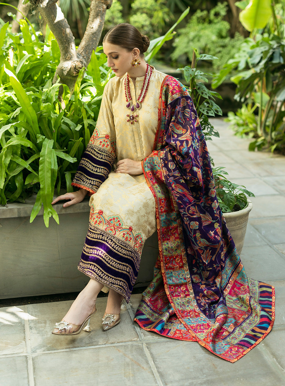 Golden-Beige Embroidered Jamawar Salwar Kameez (3-Piece) - Image 6