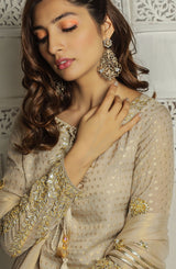 Pakistani Gold Gota Embroidered Misouri Jamawar Salwar Kameez (3-Piece) - Image 4