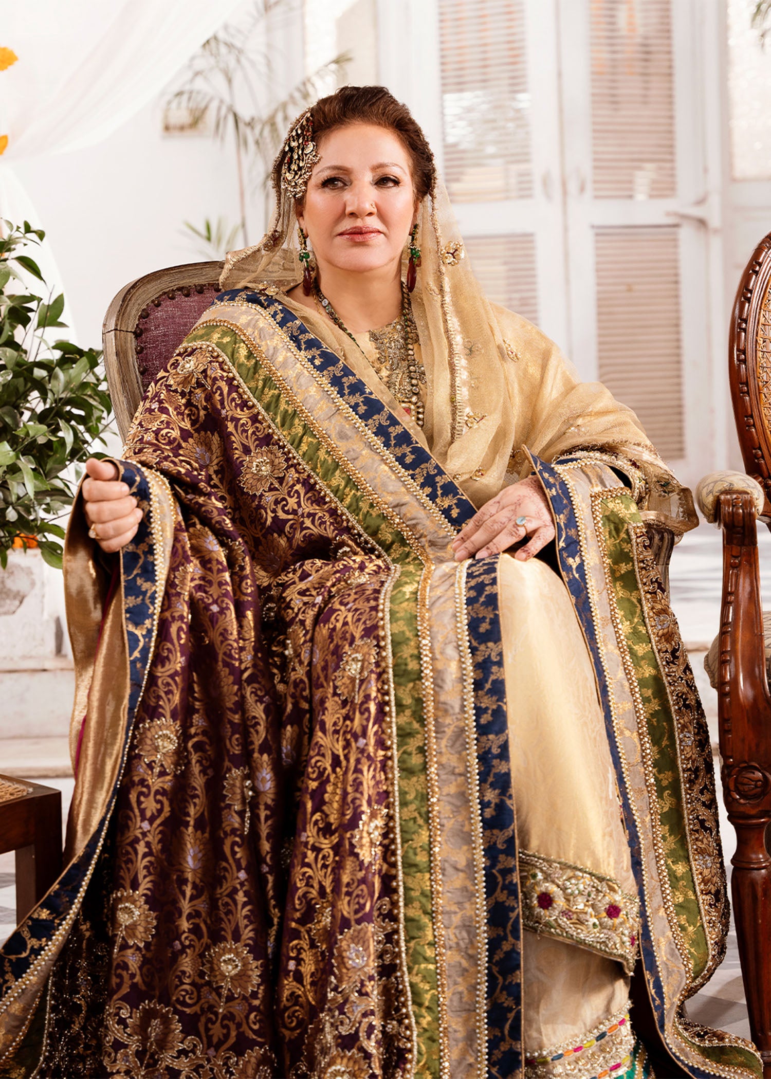 Golden Embroidered Khamkhaab Salwar Kameez (4-Piece) - Image 1