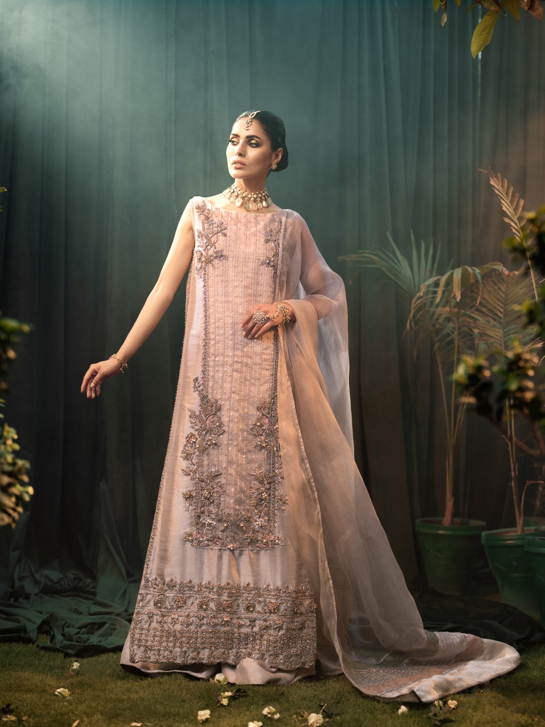 Antique Gold Embellished Kundan Net Salwar Kameez (3-Piece) - Image 2