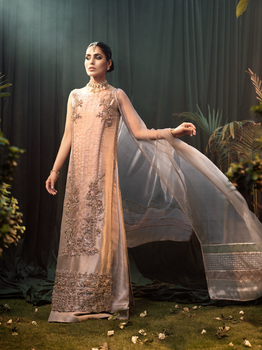 Pakistani Antique Gold Embellished Kundan Net Salwar Kameez (3-Piece) - Image 3