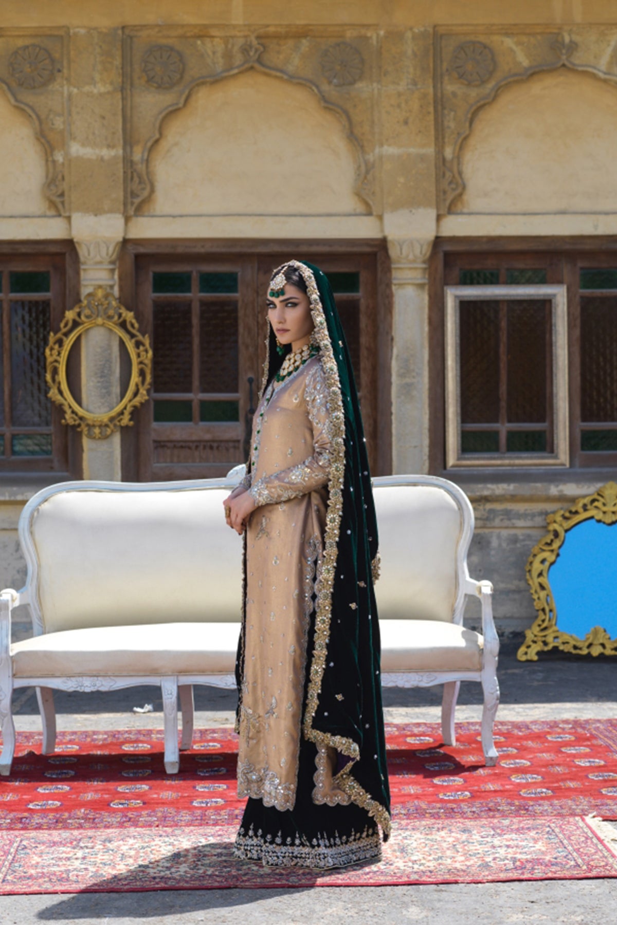 Pakistani Rose Gold Zardozi Lamé Salwar Kameez (3-Piece) - Image 3