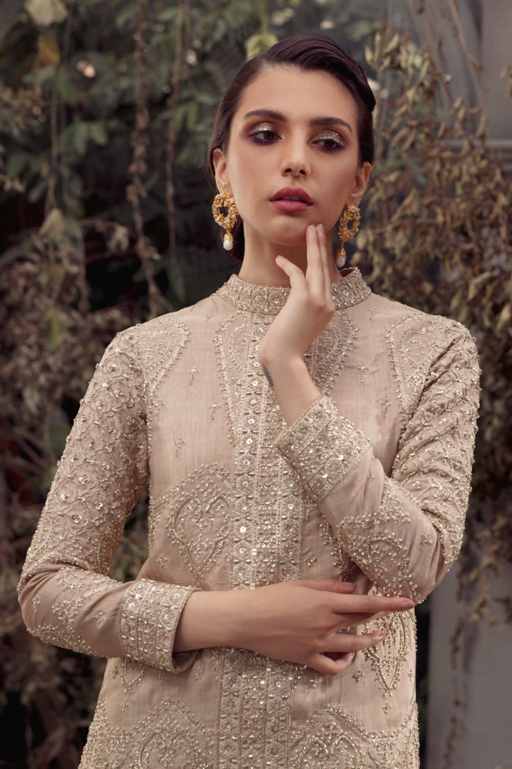 Pakistani Champagne Embellished Silk-Blend Kurta Set (2-Piece) - Image 4