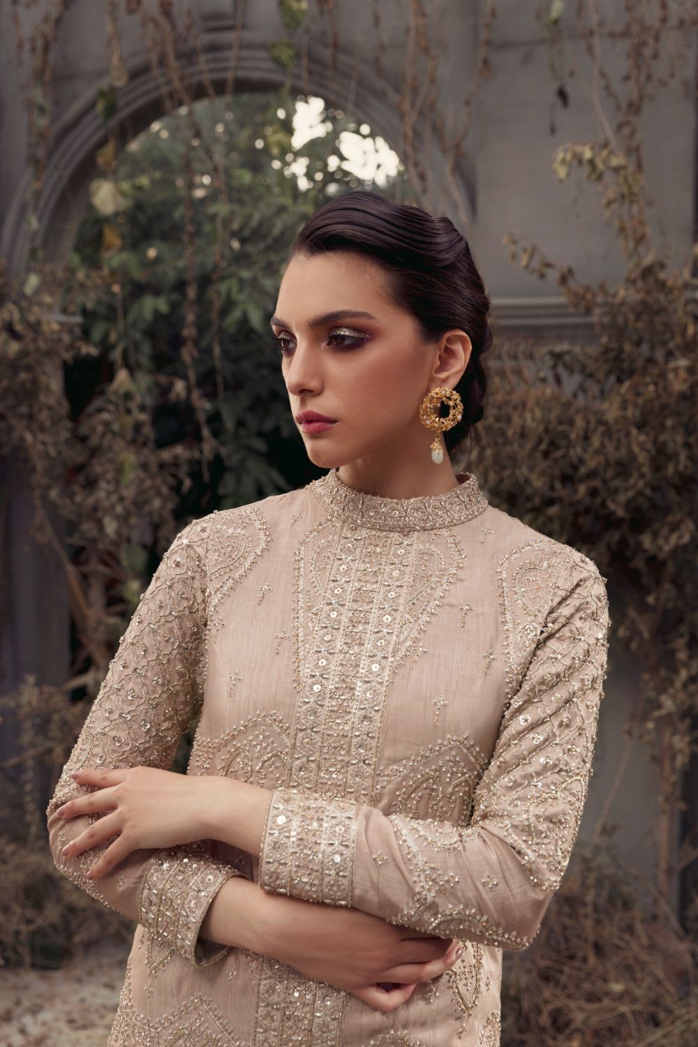 Pakistani Champagne Embellished Silk-Blend Kurta Set (2-Piece) - Image 5