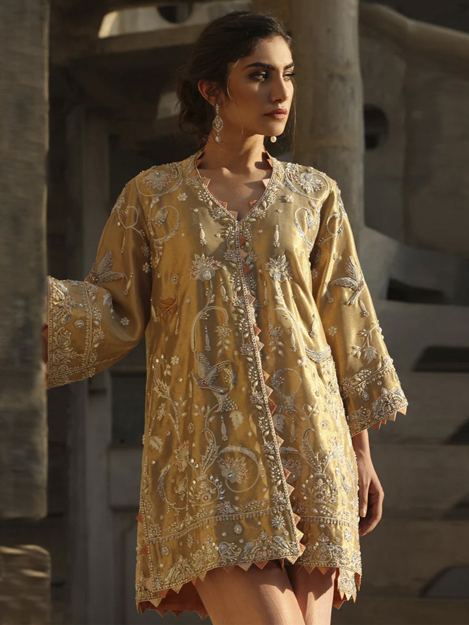 Pakistani Gold Threadwork Tissue Kurta with Silk Pants (2-Piece) - Image 2