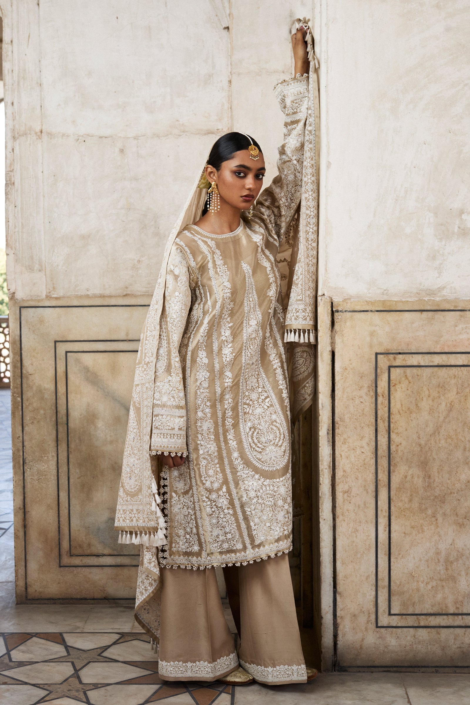 Golden Tilla Embroidered Tissue Salwar Kameez (3-Piece) - Image 1