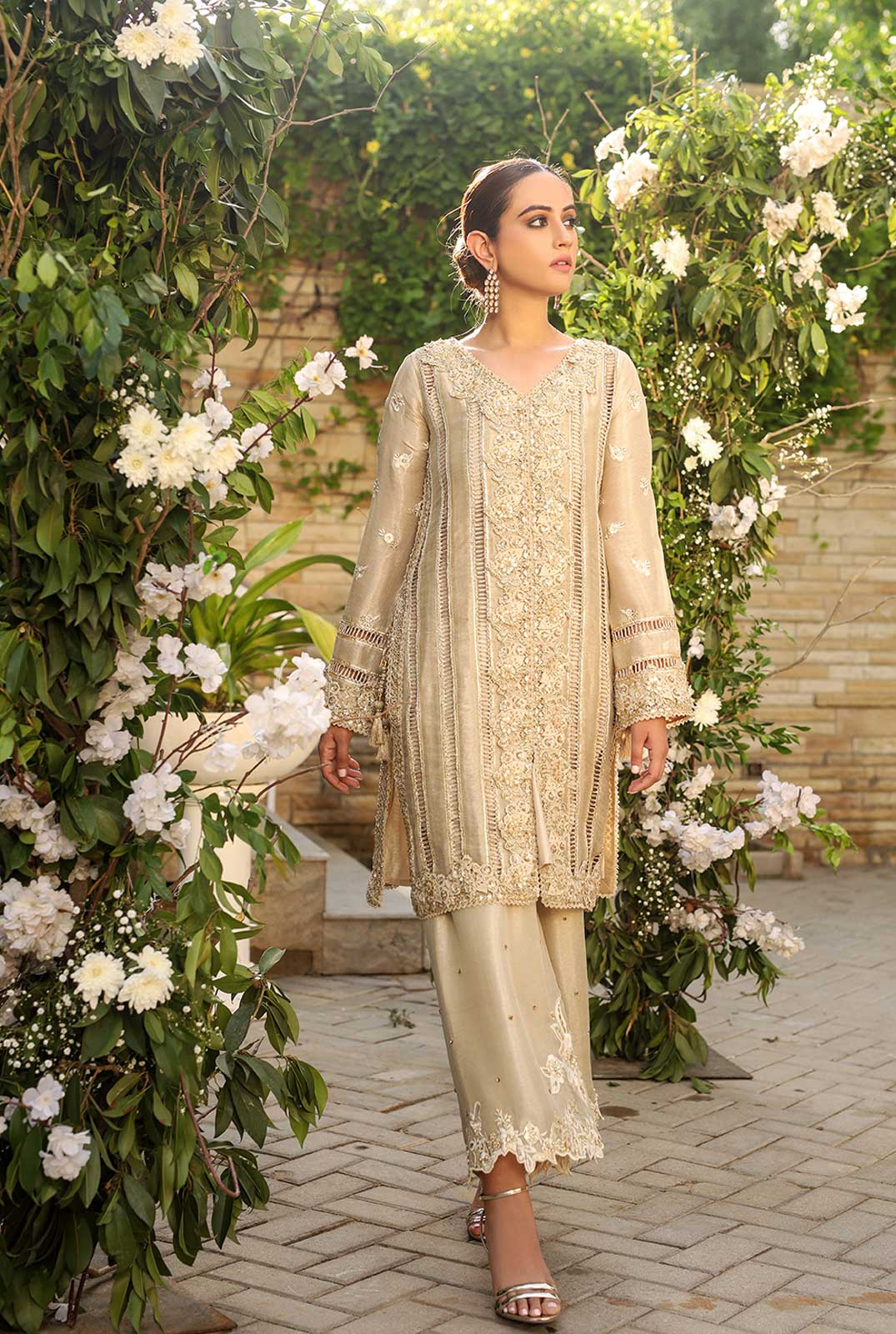 Pakistani Gold Zardozi Zari Meysuri Jacket & Raw Silk Culottes (2-Piece) - Image 2