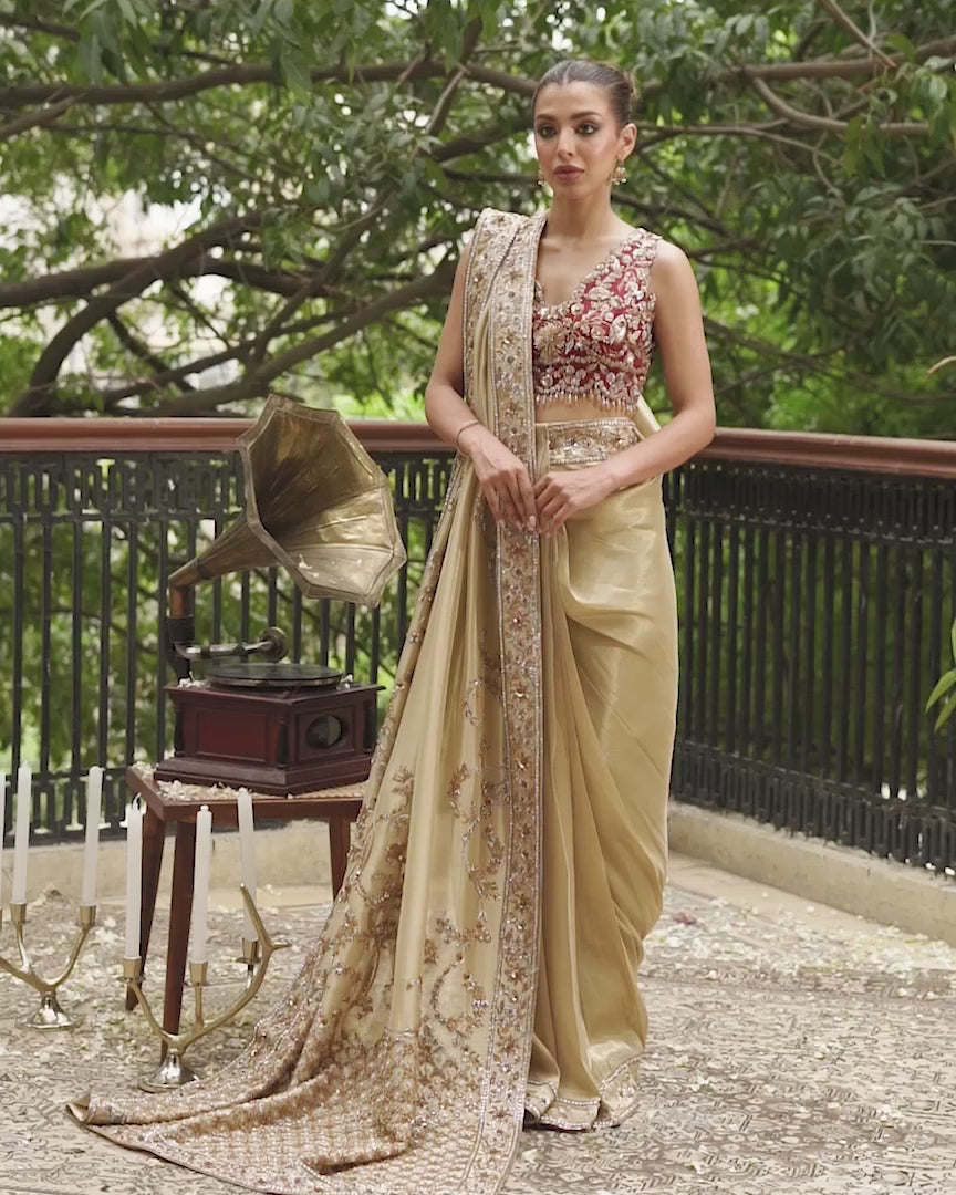 Pakistani Gold Zardozi Lame Saree with Crimson Jamawar Choli (2-Piece) - Image 6