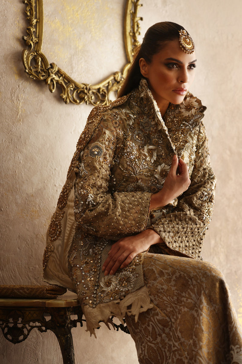 Gold Embroidered Mesuri Jacket Sharara Set (3-Piece) - Image 6