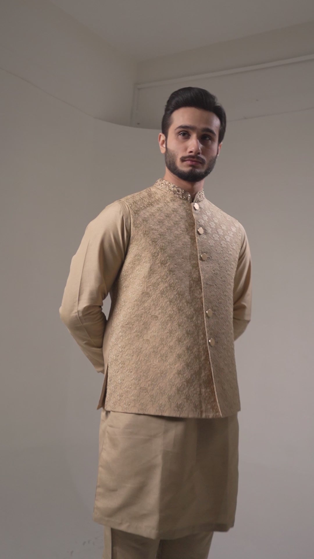 Light Gold Embroidered Brocade Waistcoat Kurta Set (3-Piece) - Image 10
