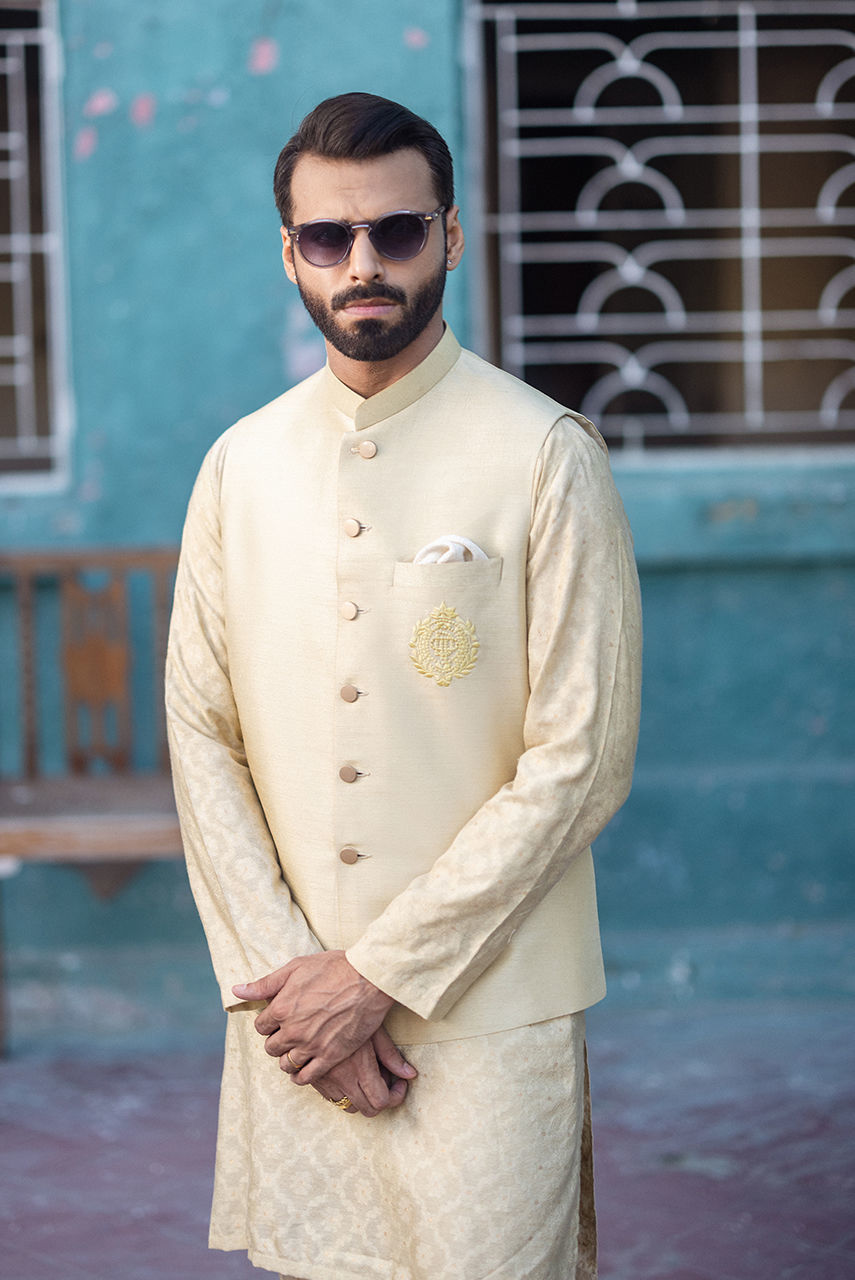 Light Gold Jacquard Waistcoat Kurta Set (3-Piece) - Image 2