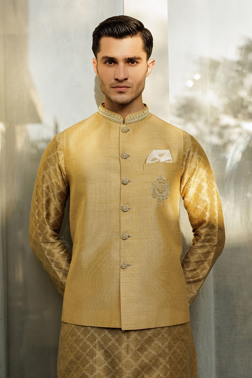 Gold Jacquard Kurta with Wooden Loop Buttons (3-Piece) - Image 2