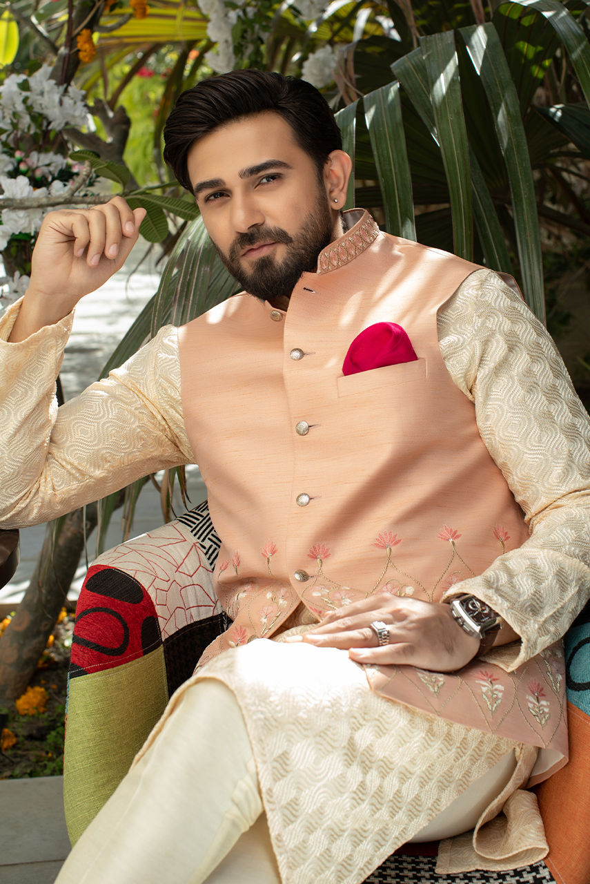 Gold Embroidered Raw Silk Waistcoat Kurta Pajama (3-Piece) - Image 2