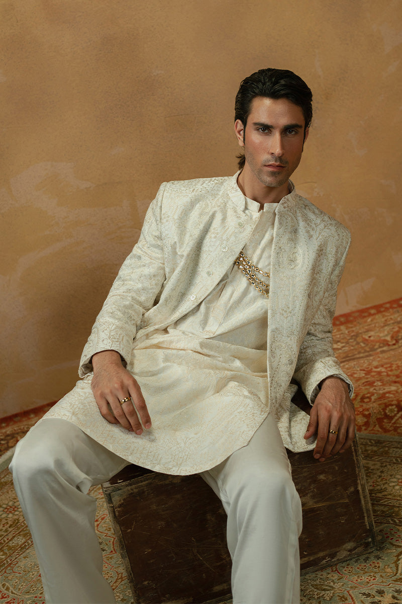 Boski Sequin Paisley Silk Blend Waistcoat Kurta (3-Piece) - Image 3