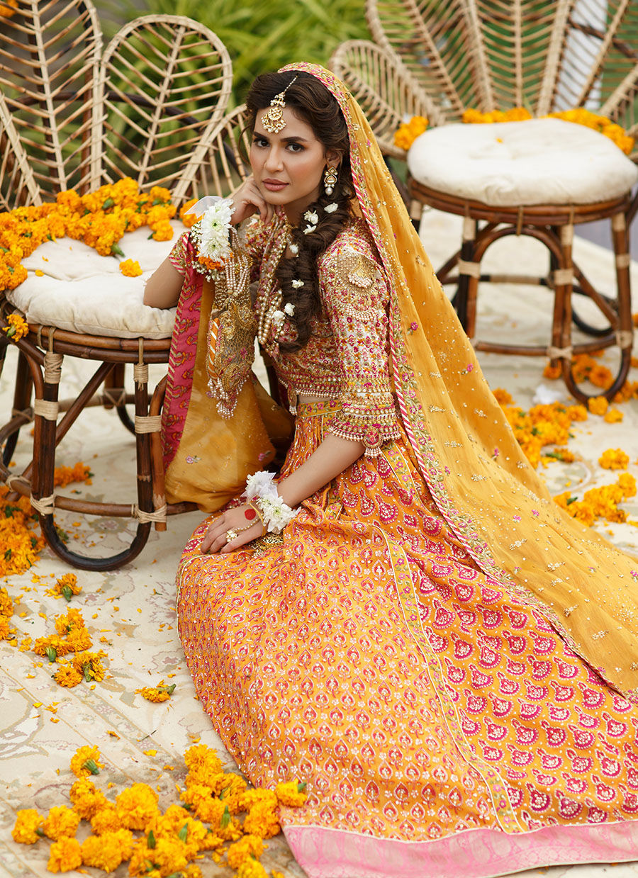 Pakistani Saffron Hand-Embroidered Pure Fabric Lehenga Choli (3-Piece) - Image 6