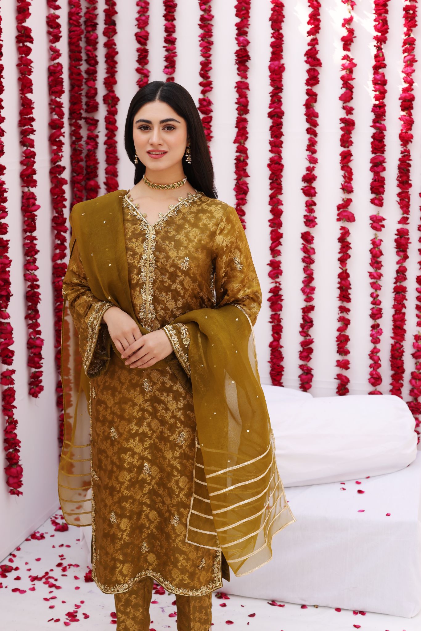 Mustard Gold Ada Embroidered Jamawar Salwar Kameez (3-Piece) - Image 3