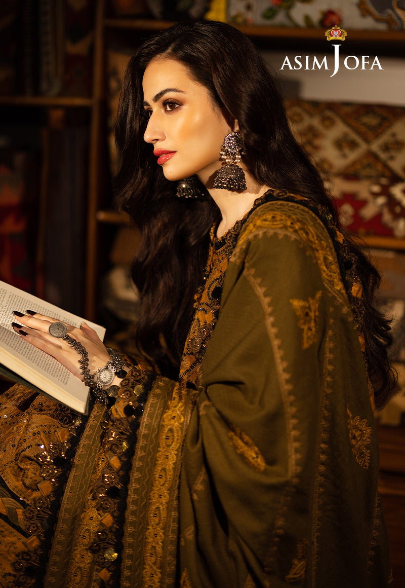 Deep Ochre Aari Taanka Slub Raw Silk Suit (3-Piece) - Image 5