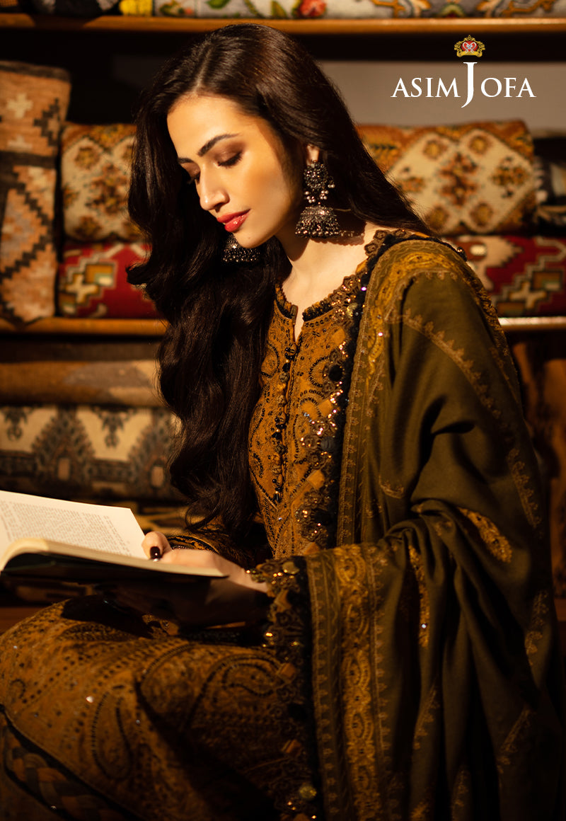 Deep Ochre Aari Taanka Slub Raw Silk Suit (3-Piece) - Image 7