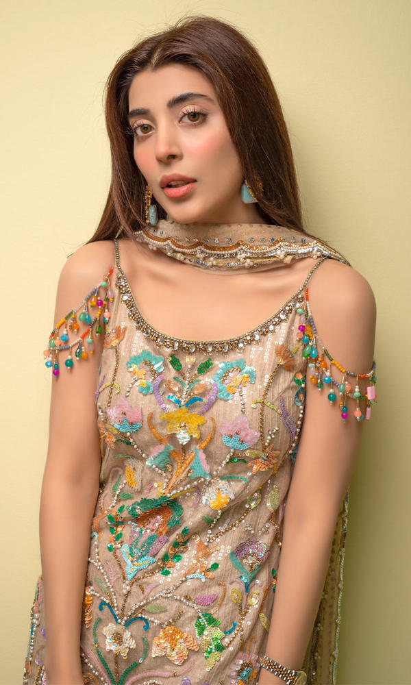 Gold Sequin Embroidered Silk-Blend Kurta Set (3-Piece) - Image 4