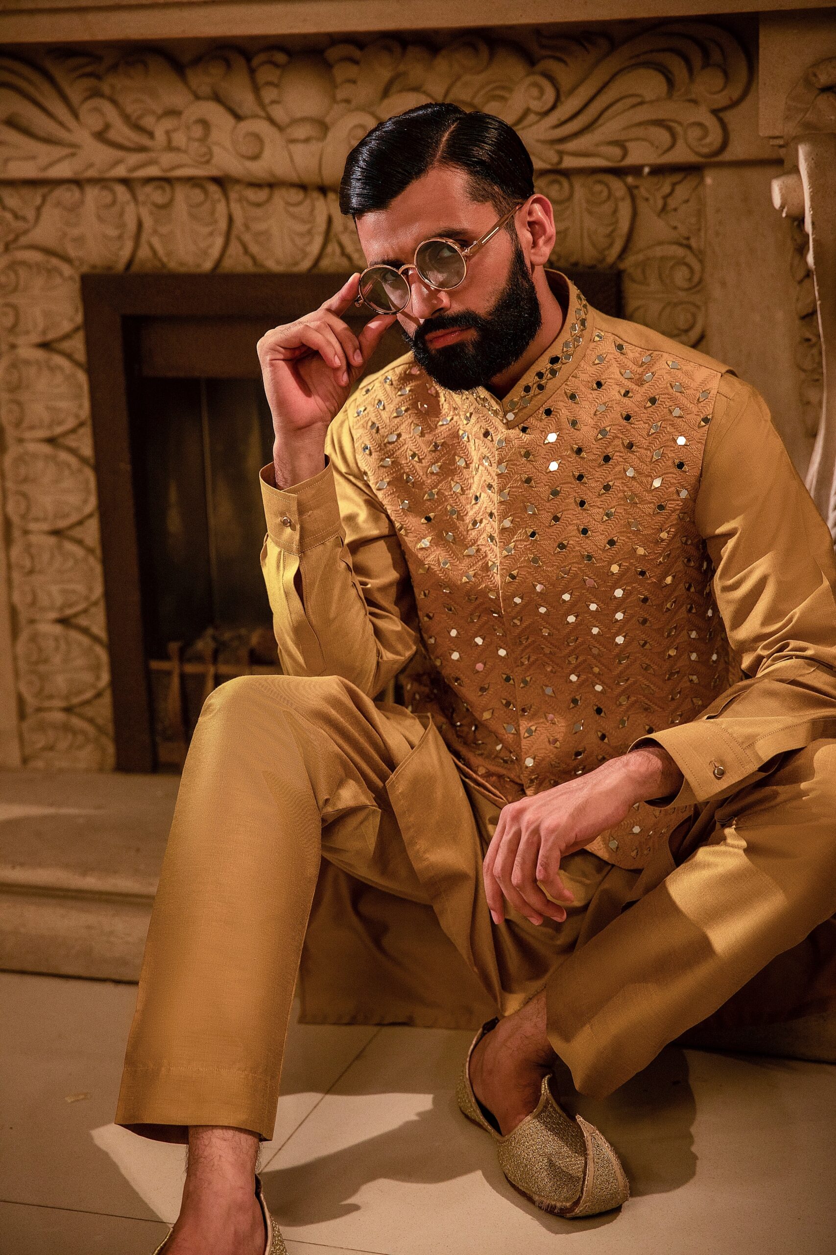 Saffron Gold Mirror-Embroidered Silk-Blend Waistcoat (2-Piece) - Image 2