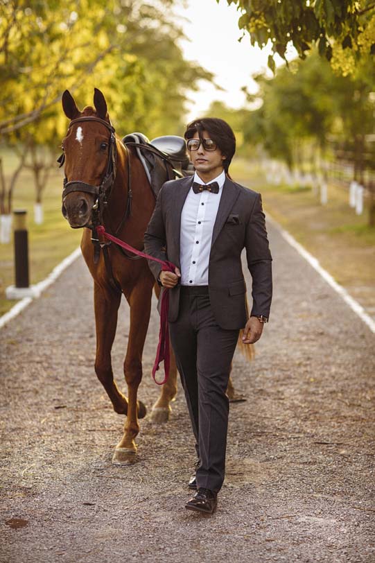 Charcoal Grey Handcrafted Wool-Blend Tuxedo (3-Piece) - Image 2