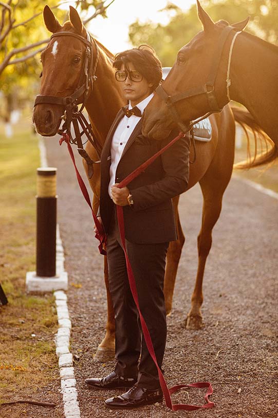 Charcoal Grey Handcrafted Wool-Blend Tuxedo (3-Piece) - Image 4