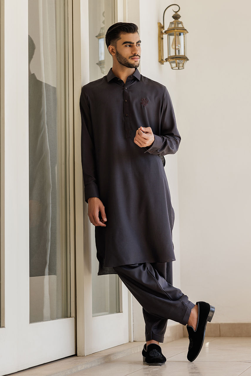 Charcoal Thread Embroidered Boski Linen Kurta Shalwar (2-Piece) - Image 4