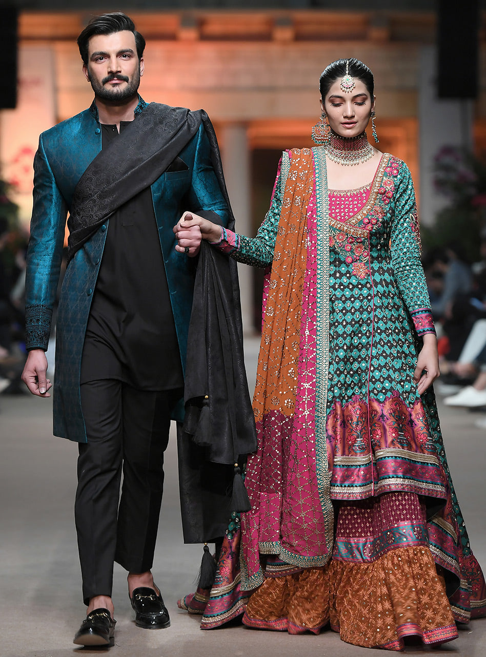 Emerald Jacquard Sherwani with Embroidered Sleeves (4-Piece) - Image 1