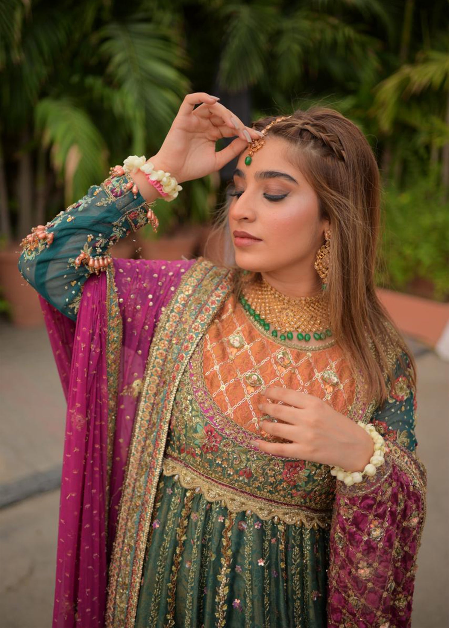 Pakistani Emerald Green Embroidered Net Silk Anarkali (2-Piece) - Image 3