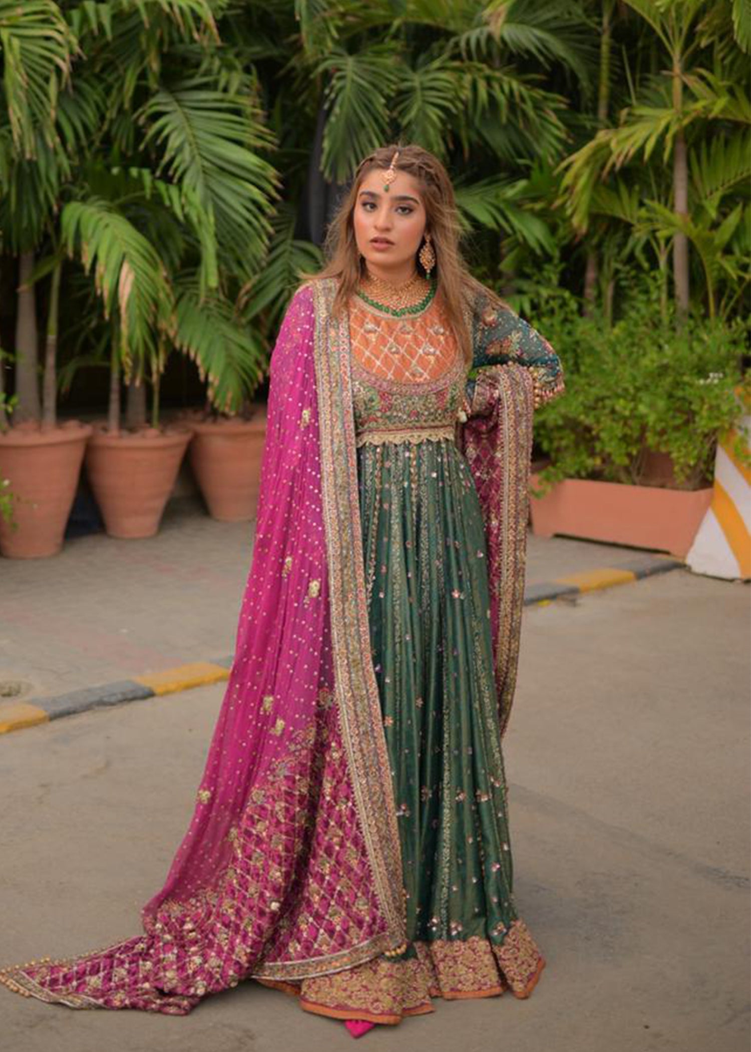 Pakistani Emerald Green Embroidered Net Silk Anarkali (2-Piece) - Image 4