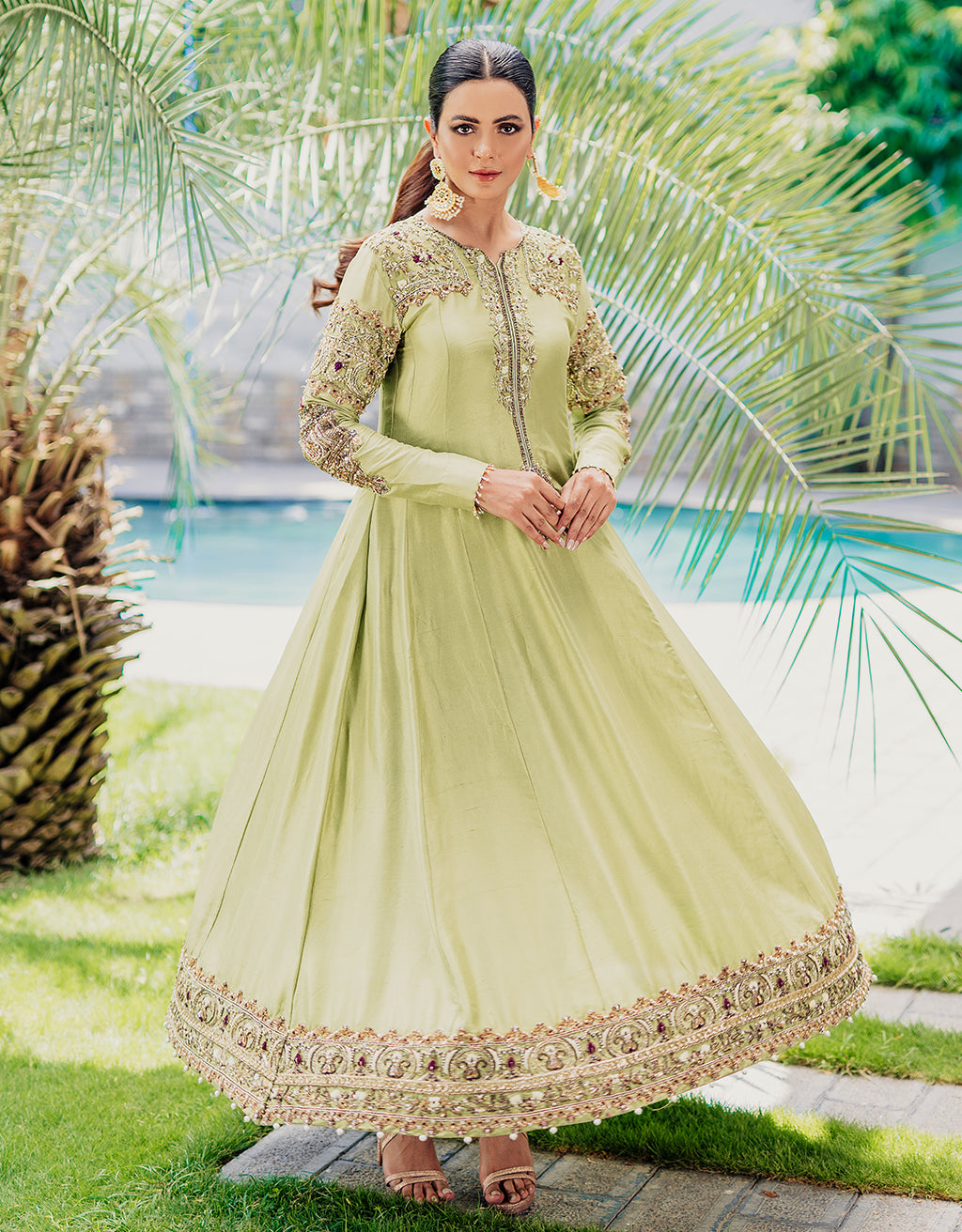 Pakistani Pistachio Green Hand-Embroidered Silk-Blend Anarkali (3-Piece) - Image 3