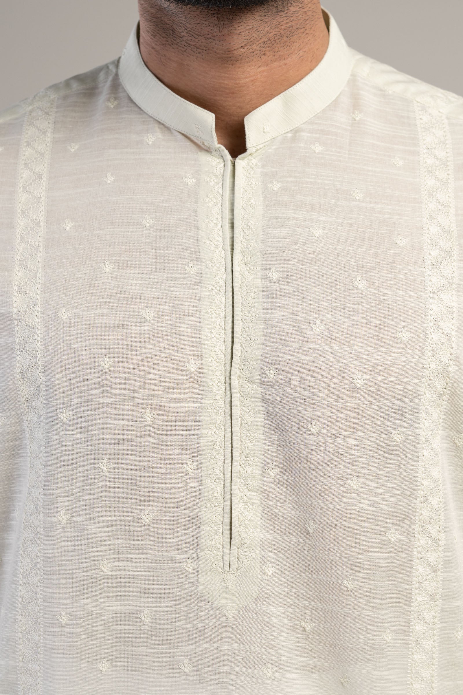 Light Green Embroidered Egyptian Cotton Kurta (2-Piece) - Image 2