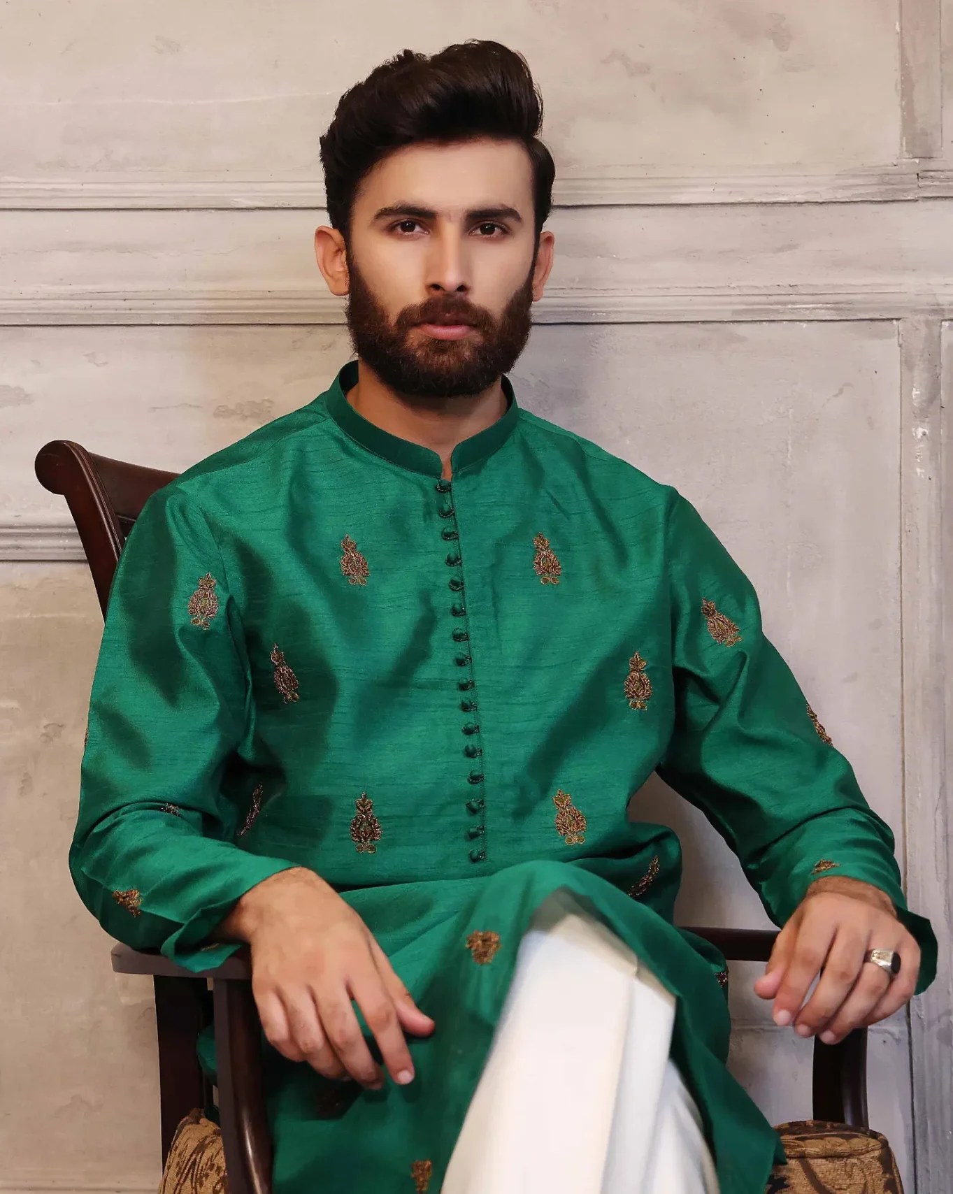 Mint Green Embroidered Silk Blend Kurta (2-Piece) - Image 3