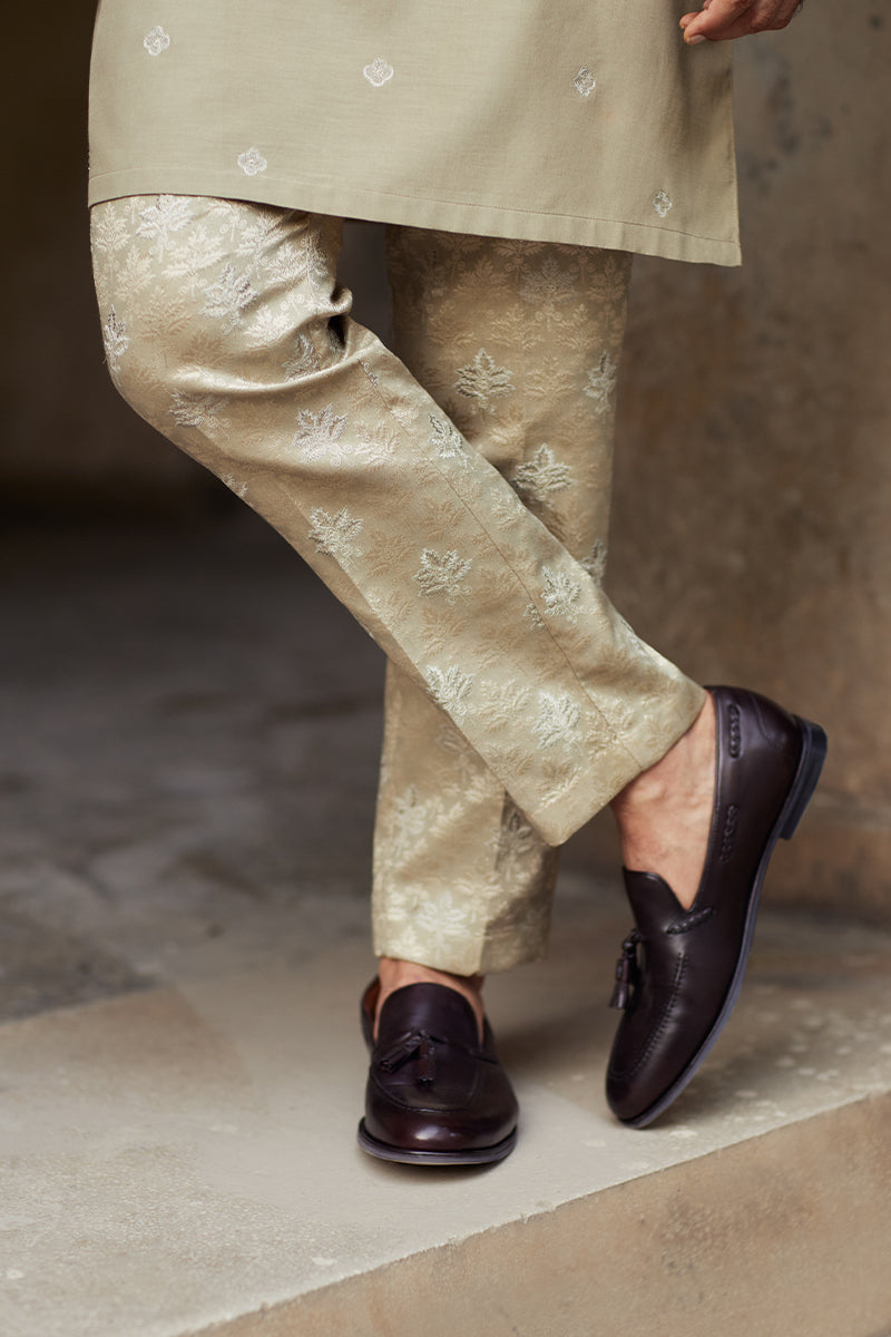 Olive Green Embroidered Tropical Kurta Pajama (2-Piece) - Image 4