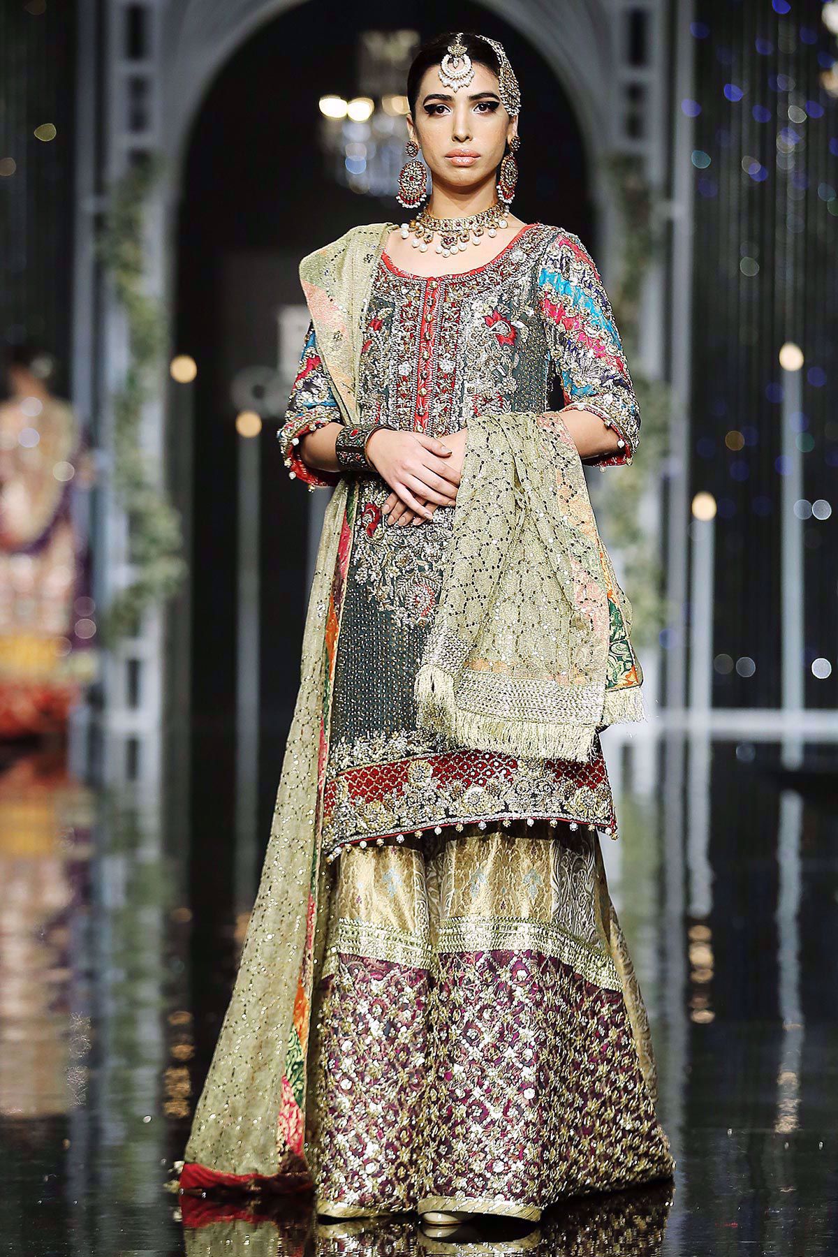 Pakistani Deep Green Kaamdani Lamé Gharara (3-Piece) - Image 4