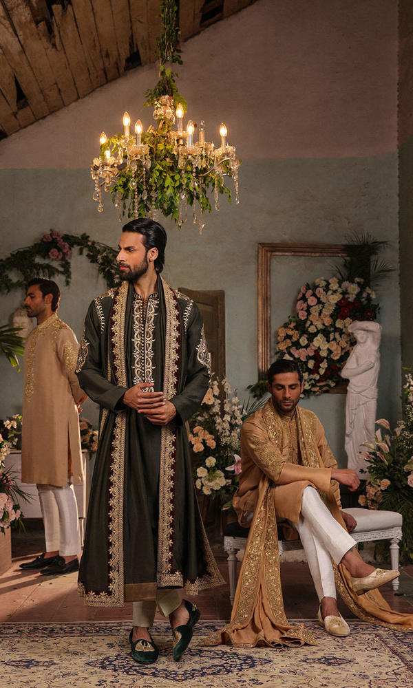 Deep Bottle Green Embroidered Silk-Blend Sherwani (3-Piece) - Image 4