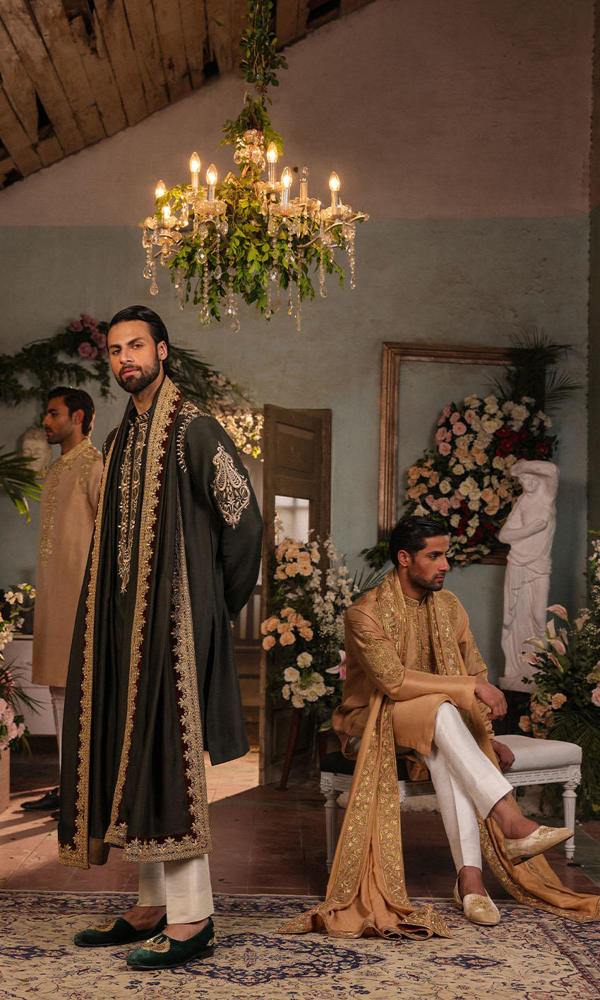 Deep Bottle Green Embroidered Silk-Blend Sherwani (3-Piece) - Image 5