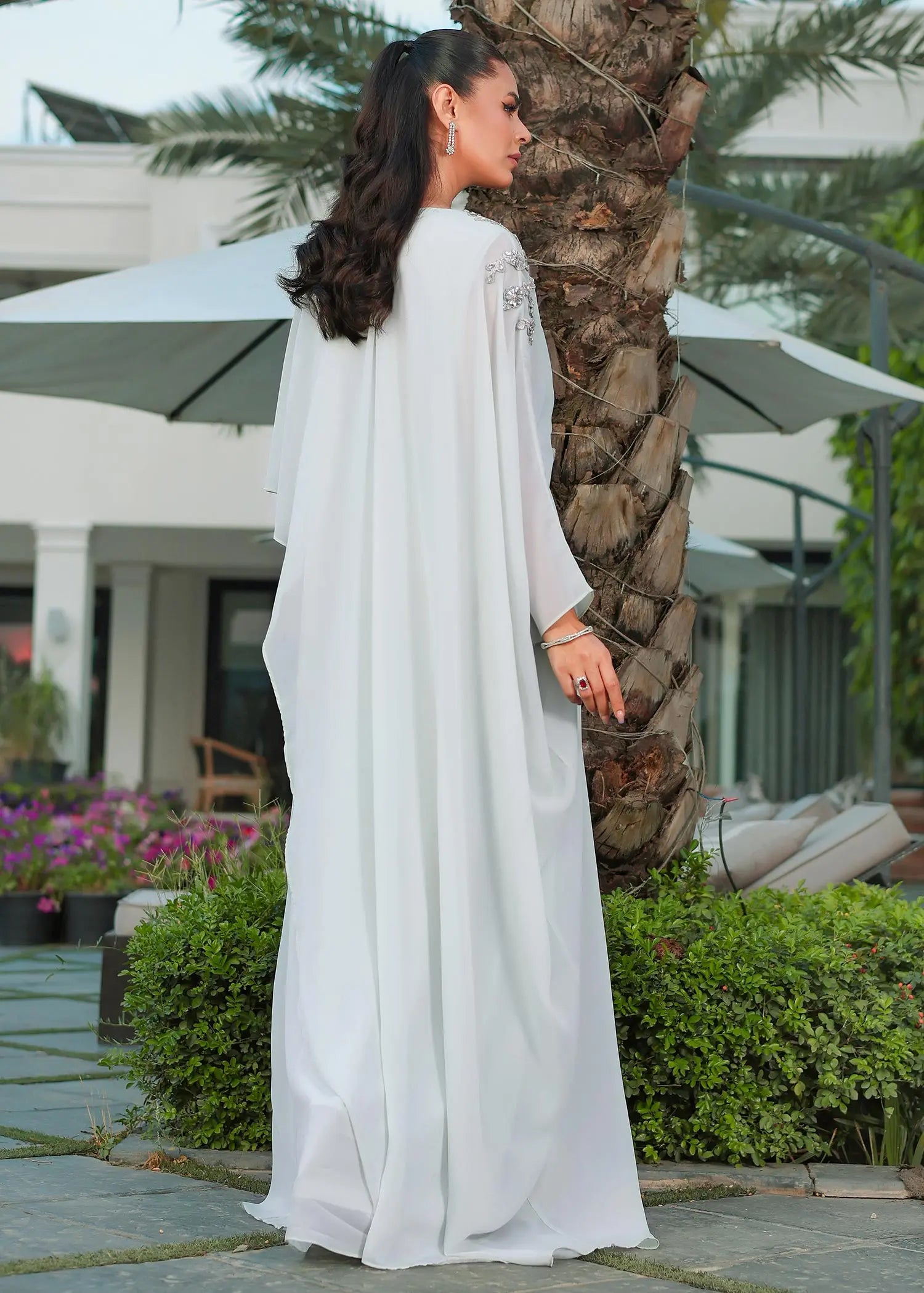 Pastel Green Embellished Georgette Kaftan (1-Pc) - Image 4