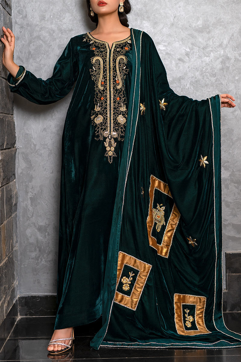 Leafy Green Embellished Velvet Kaftan (2-Piece) - Image 1