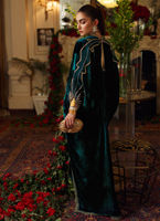 Pakistani Emerald Green Hand-Embroidered Velvet Kaftan (1-Pc) - Image 5