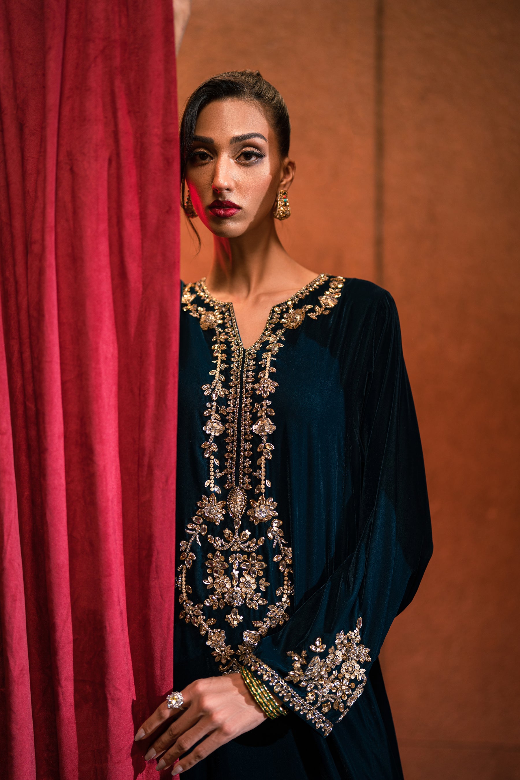 Pakistani Teal Embroidered Velvet Kaftan (1-Pc) - Image 1