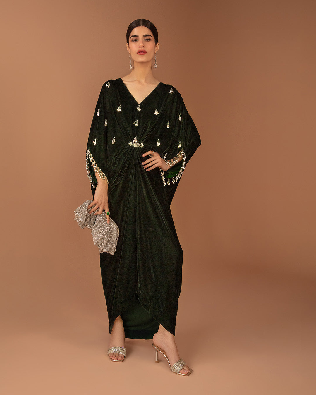 Pakistani Bottle Green Embellished Velvet Kaftan (1-Pc) - Image 1