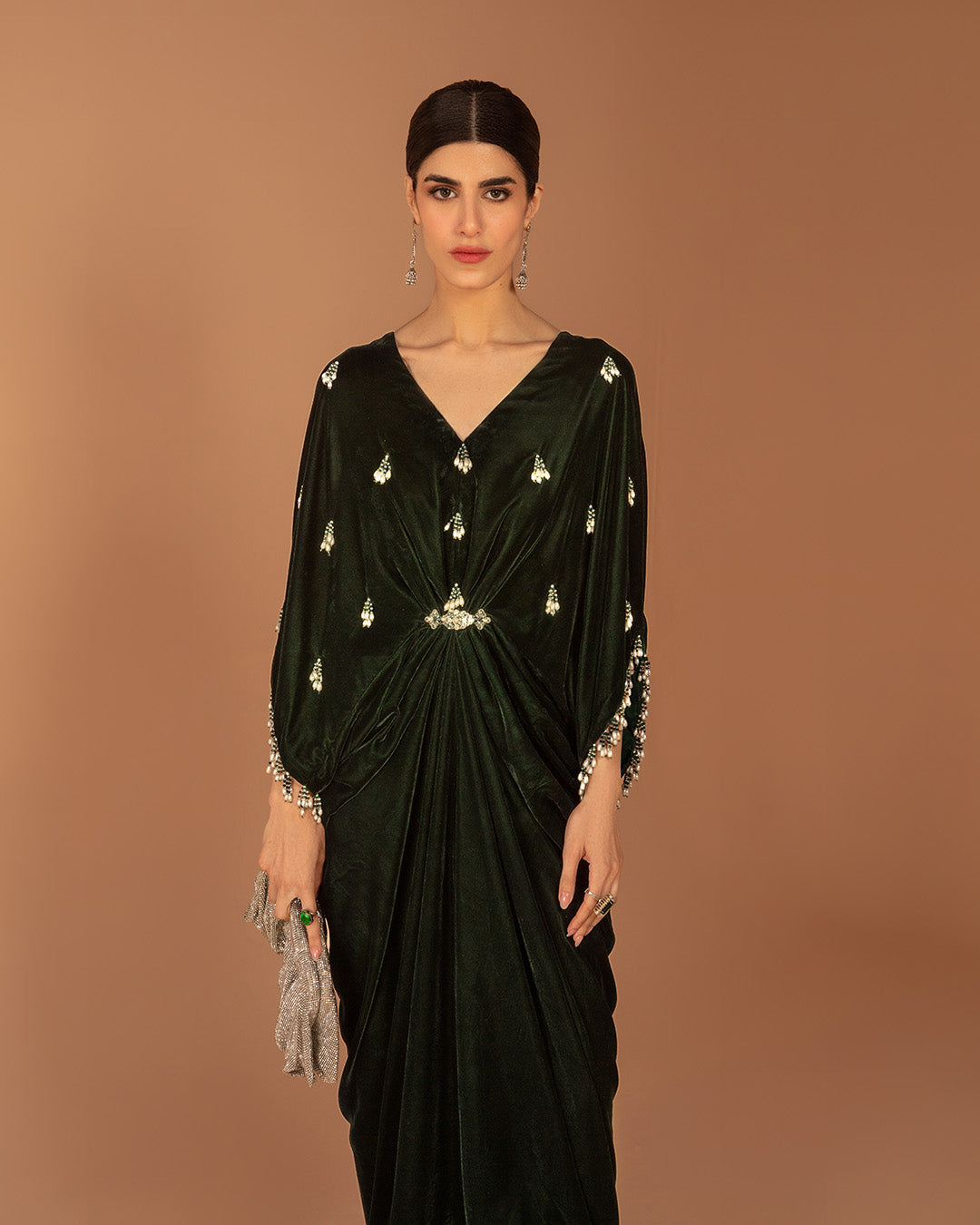 Pakistani Bottle Green Embellished Velvet Kaftan (1-Pc) - Image 2