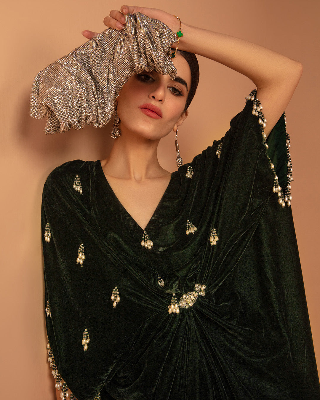 Pakistani Bottle Green Embellished Velvet Kaftan (1-Pc) - Image 3