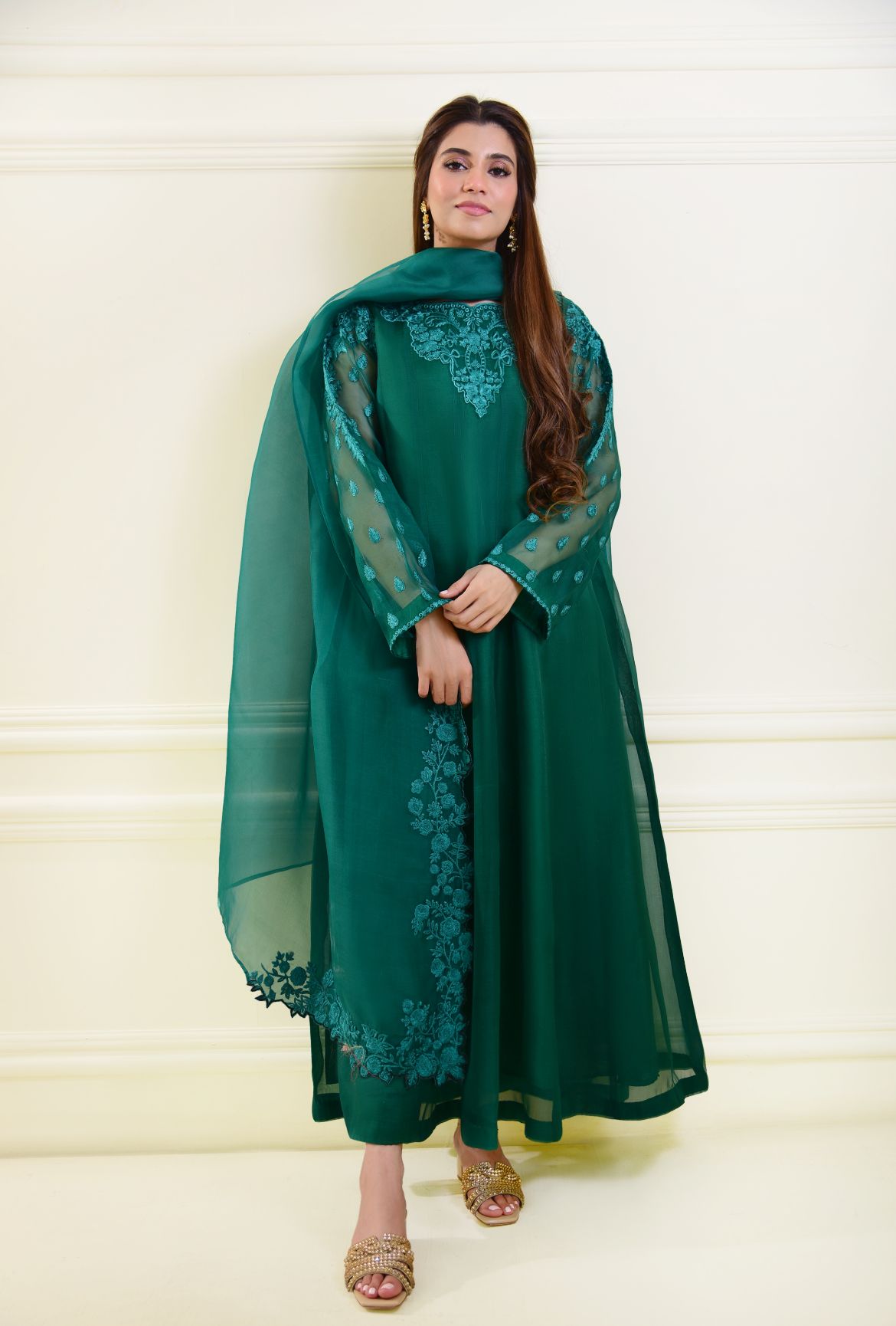 Pakistani Emerald Green Embroidered Pure Organza Kalidaar (3-Piece) - Image 1