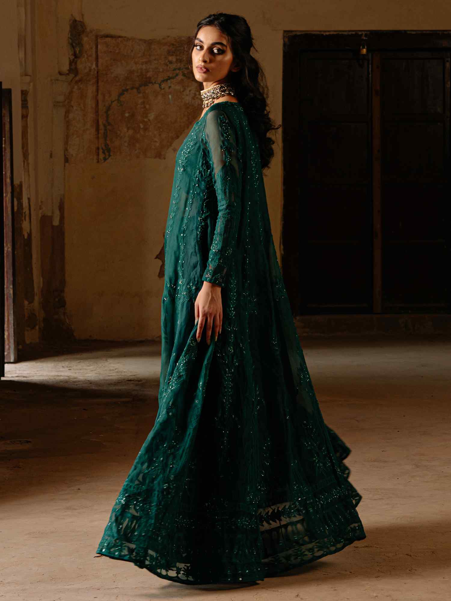 Pakistani Emerald Green Embroidered Silk Organza Kalidar (3-Piece) - Image 5