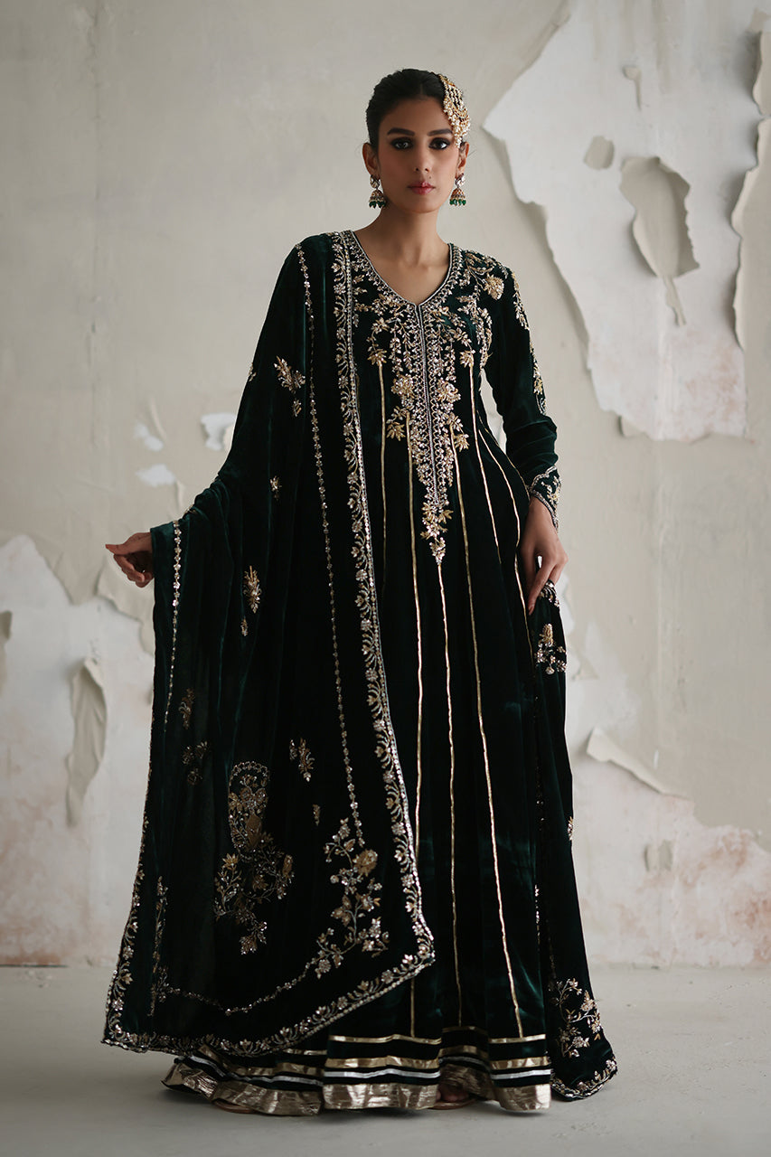 Pakistani Deep Green Zardozi Velvet Kalidaar (3-Piece) - Image 1