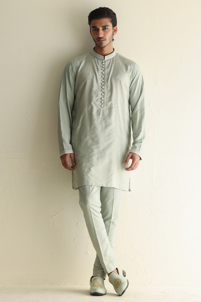 Sage Green Hand Embroidered Khaddi Silk Kurta Pajama (2-Piece) - Image 5